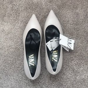 White Pointed Toe One Inch Heels